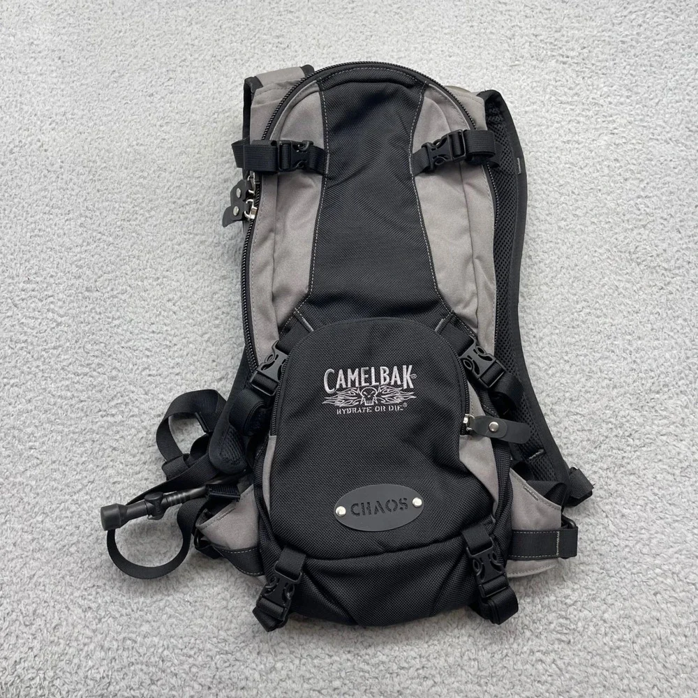 CamelBak Chaos‎ Black Grey Hydration Pack Backpack w/ 2L Bladder Hydrate or Die